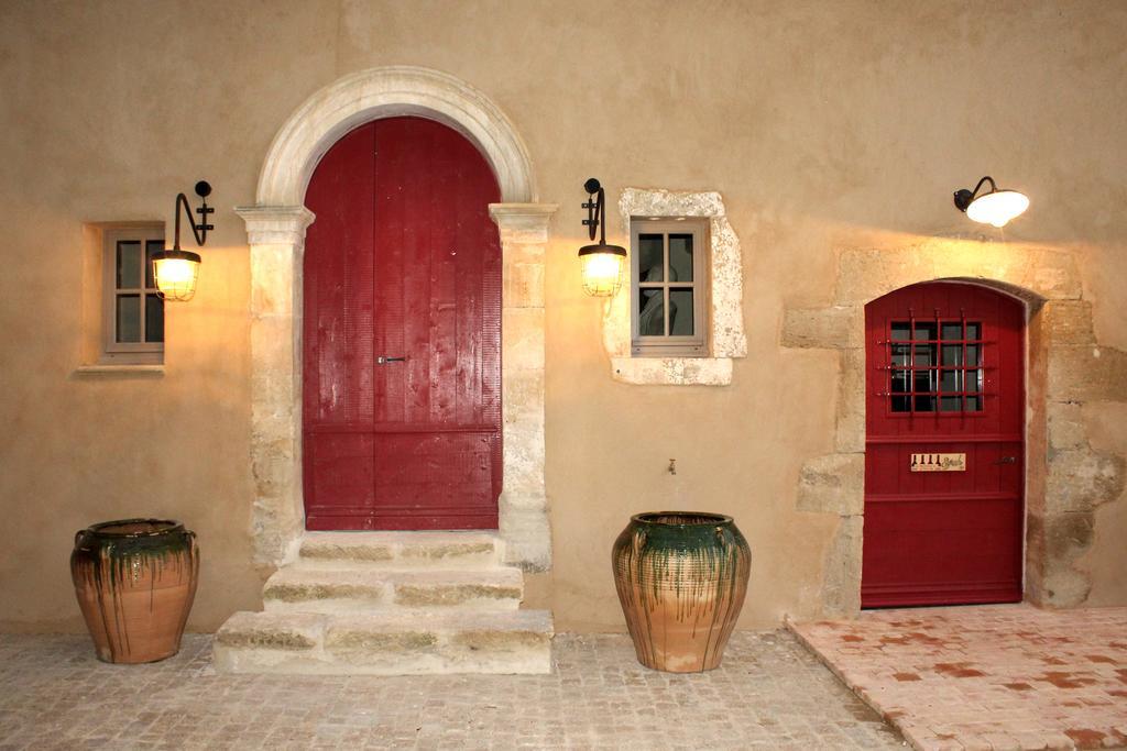 Апартаменти Domaine Des Peyre Robion en Luberon Номер фото